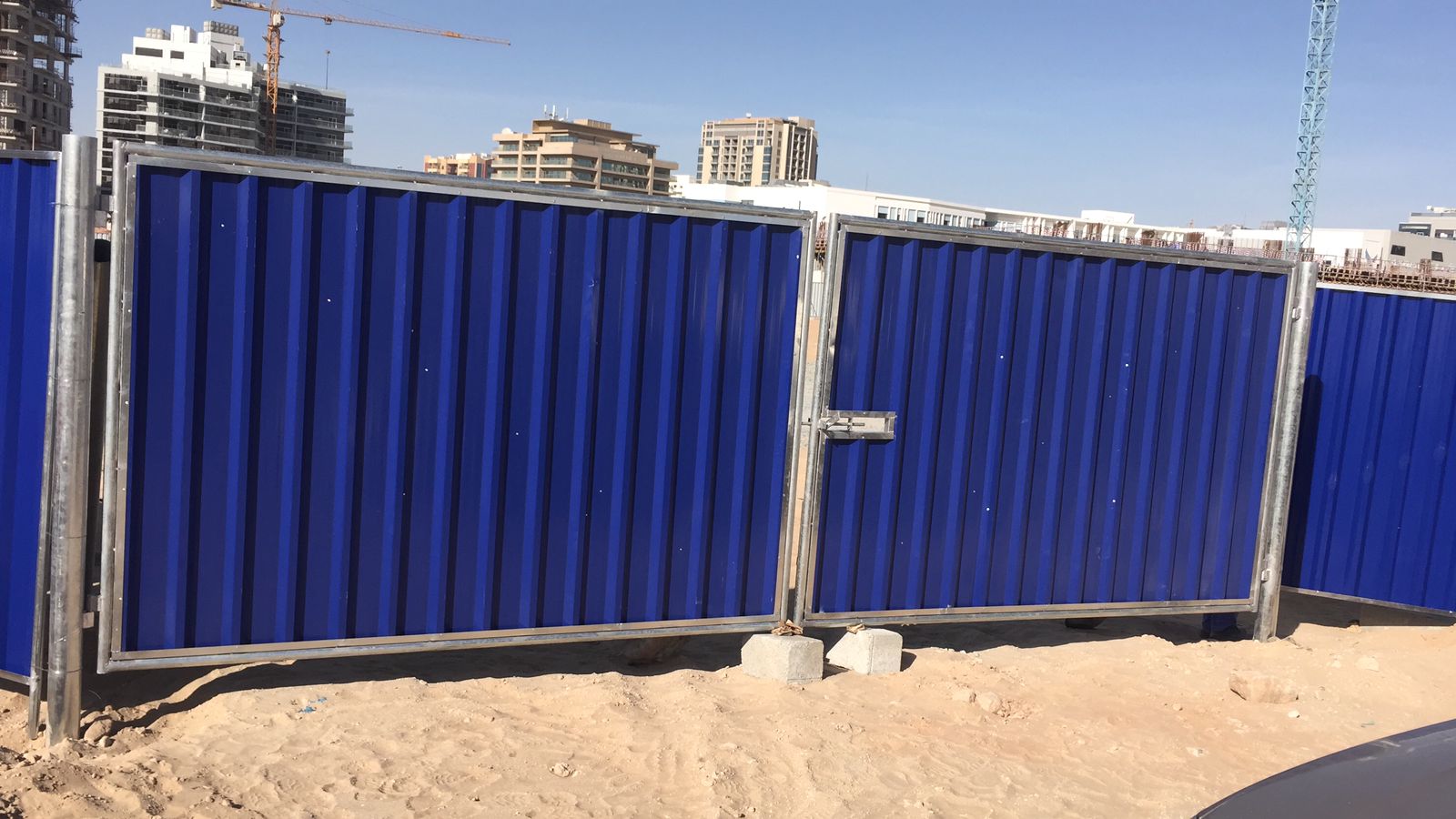Top Fencing Suppliers in UAE AL MANDOOS GROUP