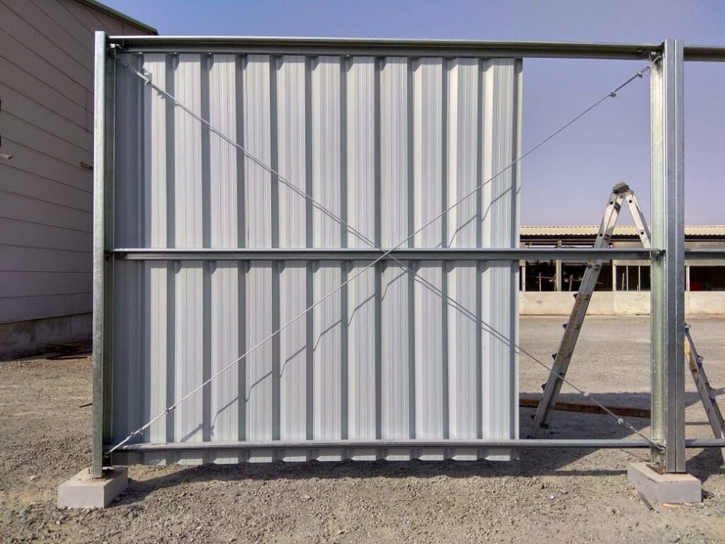 Best Temporary Fence Solutions | Al Mandoos Group